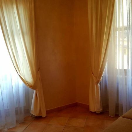 Ivana Sweet House Desenzano del Garda Bagian luar foto