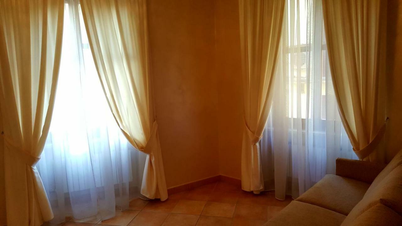 Ivana Sweet House Desenzano del Garda Bagian luar foto